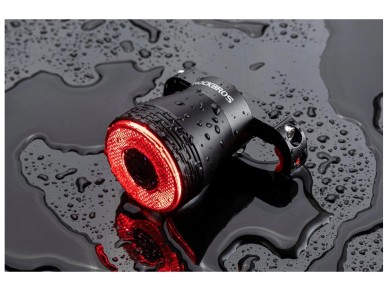 Luz traseira para bicicleta Rockbros Q5 com sistema de parada inteligente - Preto