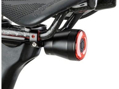 Luz traseira para bicicleta Rockbros Q5 com sistema de parada inteligente - Preto
