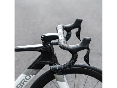 Cinta de manillar Rockbros de silicona perforada - Negra