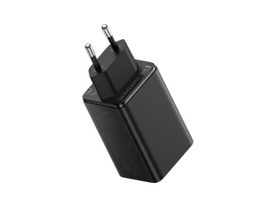 Cargador Baseus GaN6 Pro de 65 W con 2 puertos USB-C y 2 puertos USB-A, y cable USB-C negro de 100 W