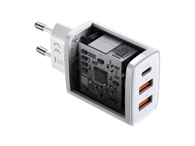Cargador de pared Baseus Compact PD 30W 1x USB-C 2x USB blanco