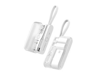 Kit with 60W USB-C cable, 30 cm, folding case with stand, Micro USB and Lightning adapters. Kit with 60W USB-C cable, 30 cm, folding case with stand, Micro USB and Lightning adapters.